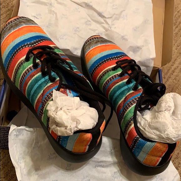 Colorful Bohemian Tennis shoes - Yes We Vibe. New - Picture 2 of 7